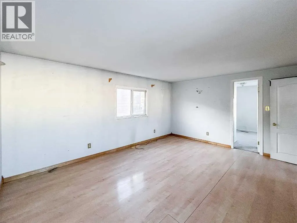 292 Grandview Crescent