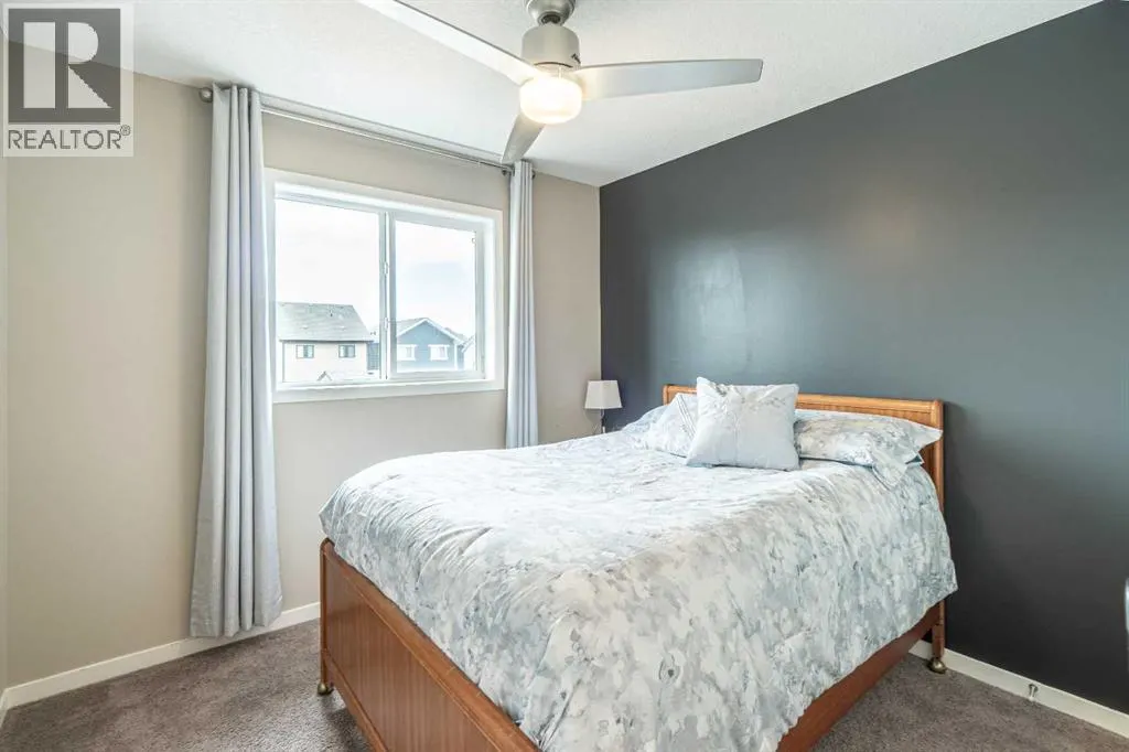 94 Masters Crescent SE