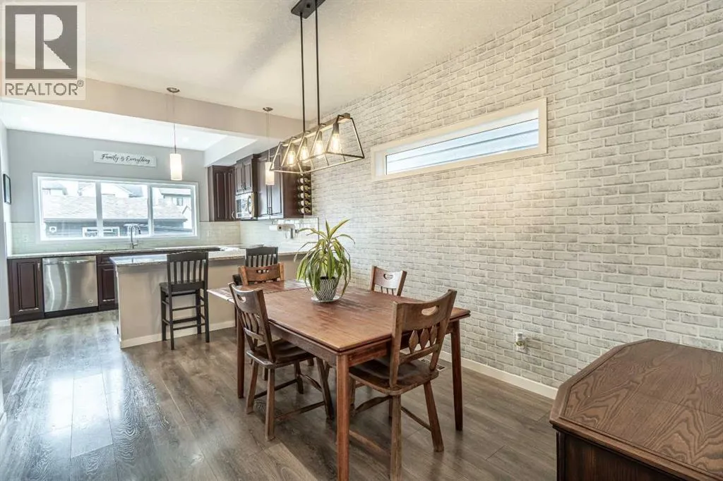 94 Masters Crescent SE