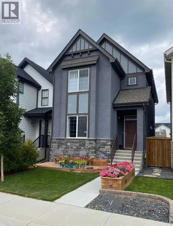 94 Masters Crescent SE