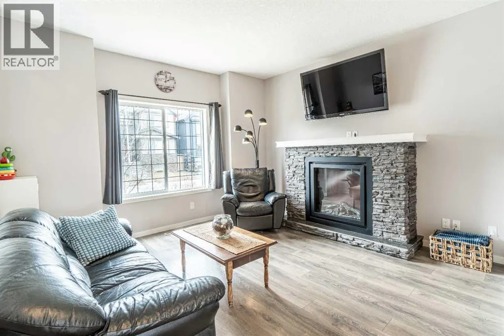 94 Masters Crescent SE