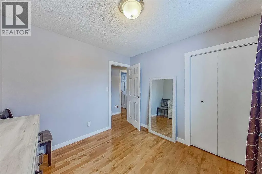 206 Kennedy Crescent