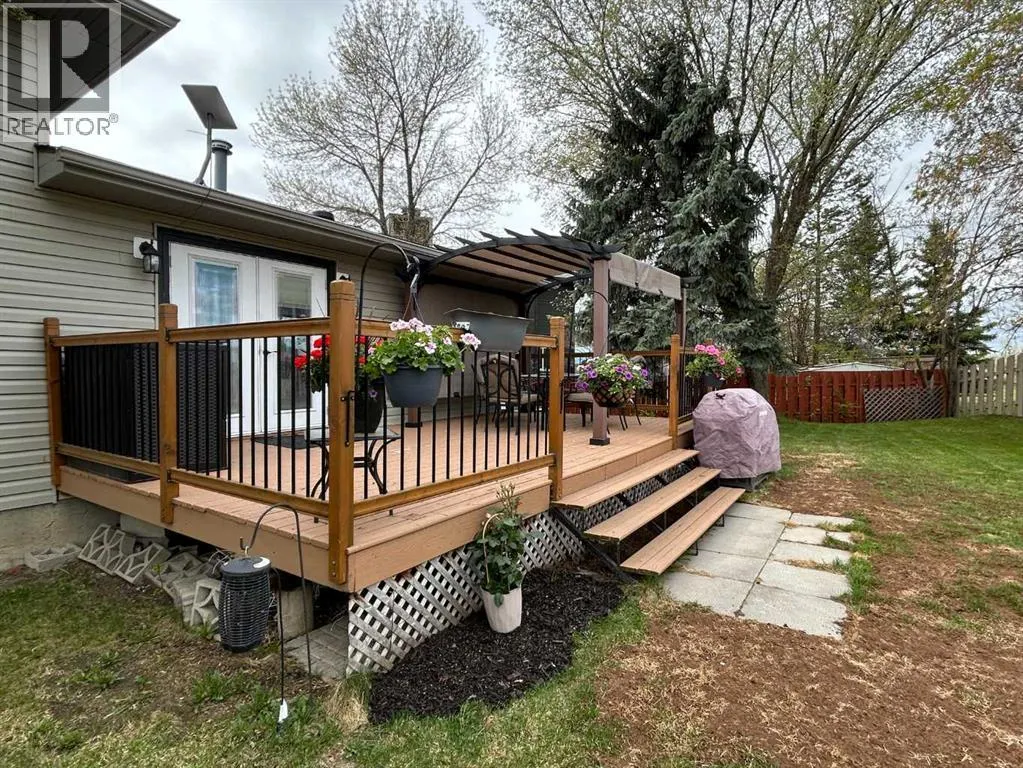 206 Kennedy Crescent