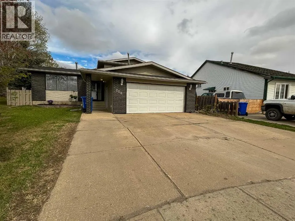 206 Kennedy Crescent