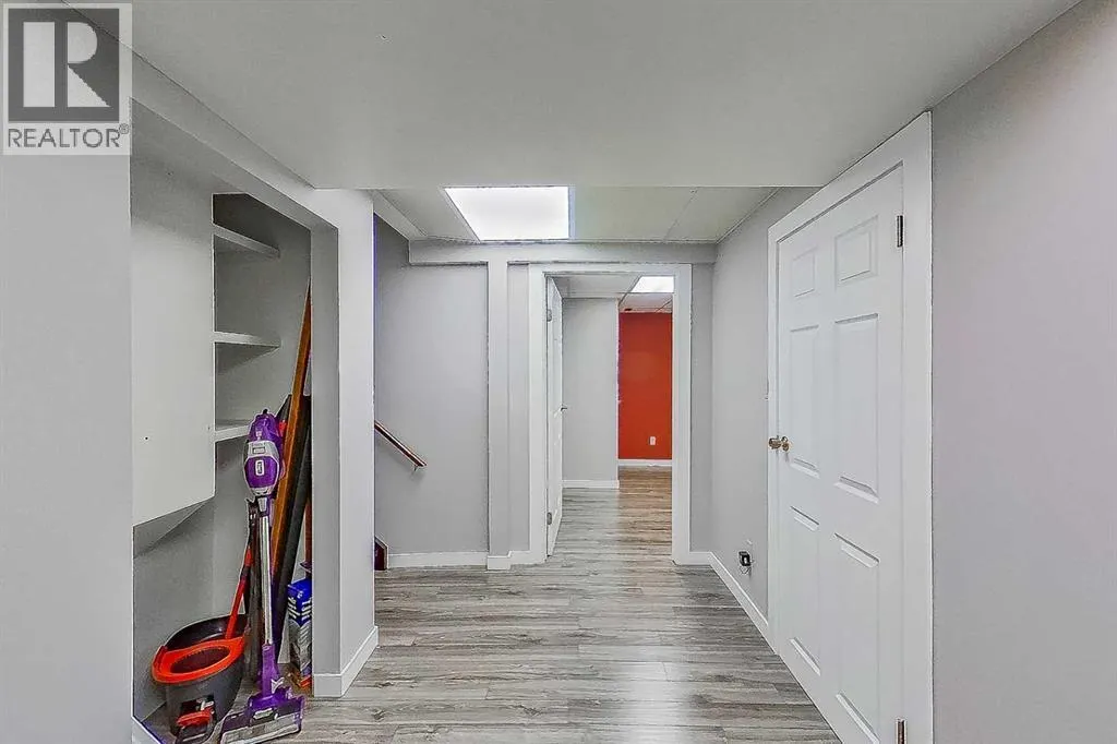 206 Kennedy Crescent