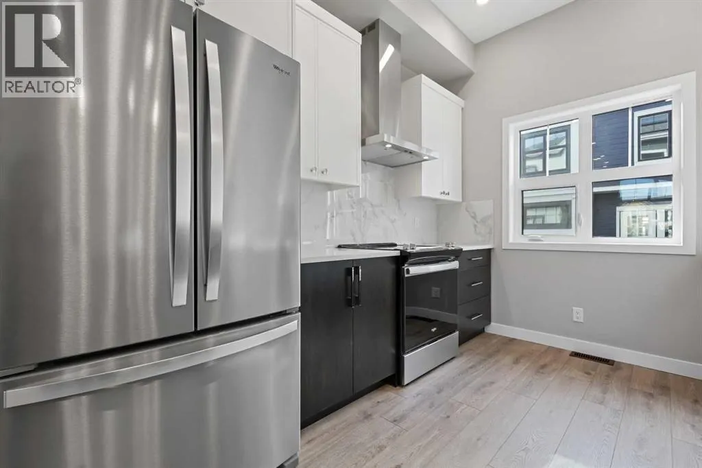 313, 595 Mahogany Road SE