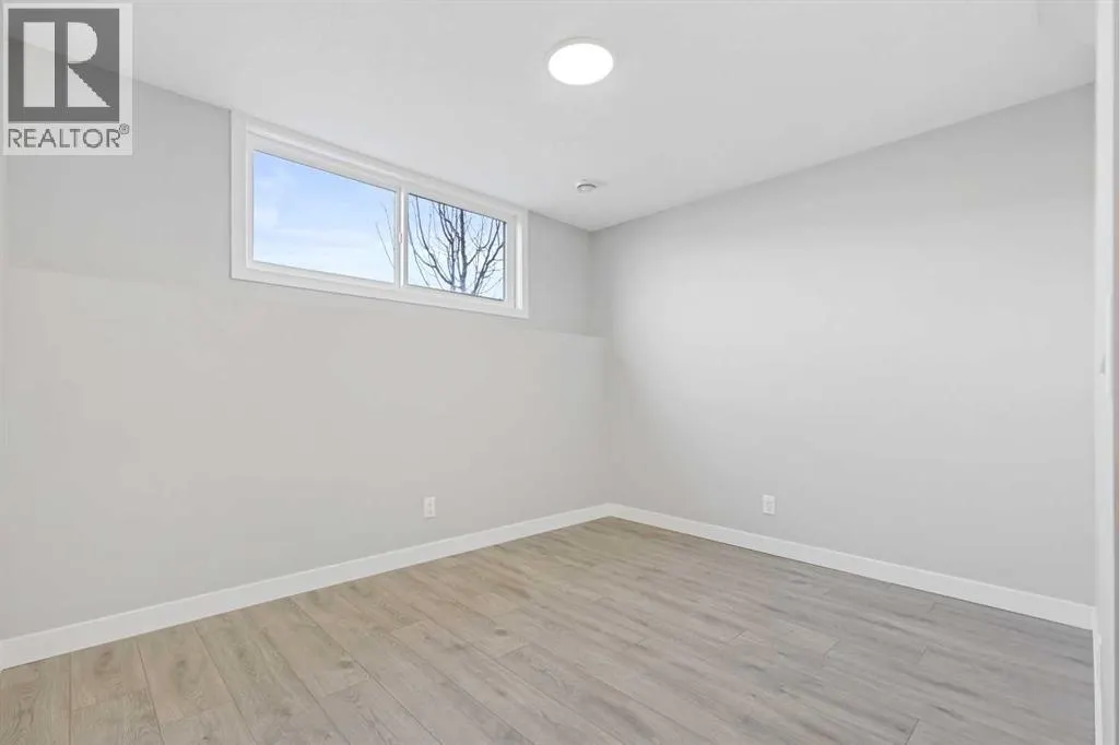 313, 595 Mahogany Road SE