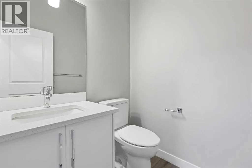 313, 595 Mahogany Road SE