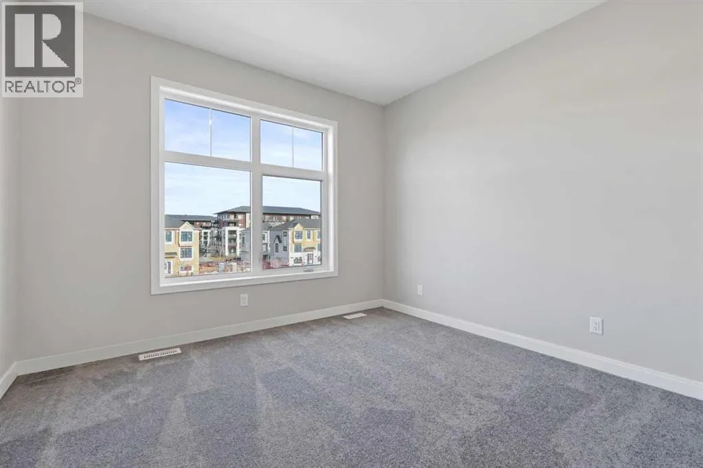 313, 595 Mahogany Road SE