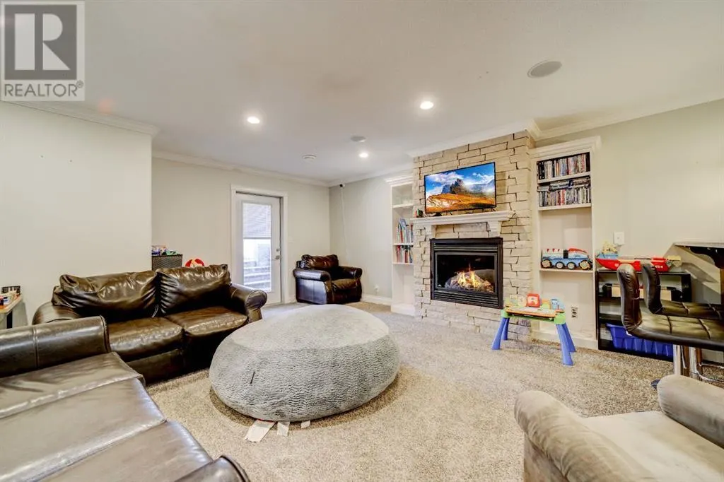 42 Waterfront Landing