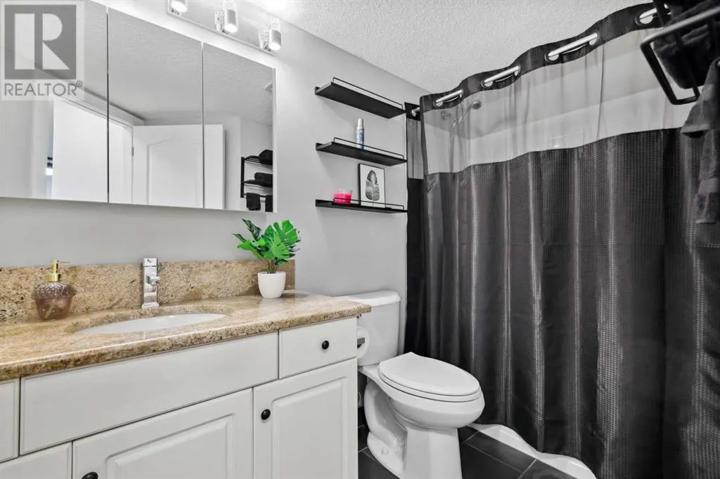 210, 10 Sierra Morena Mews SW