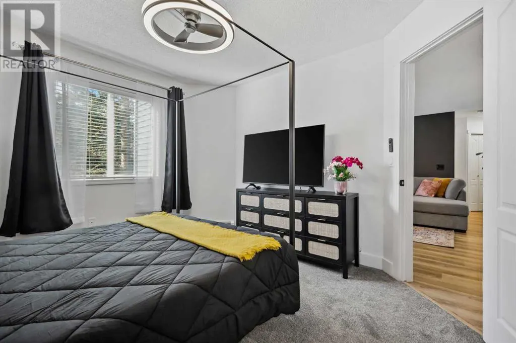 210, 10 Sierra Morena Mews SW