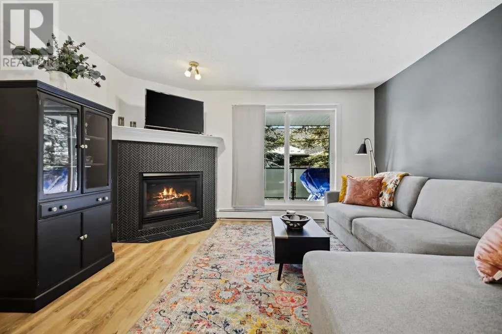 210, 10 Sierra Morena Mews SW
