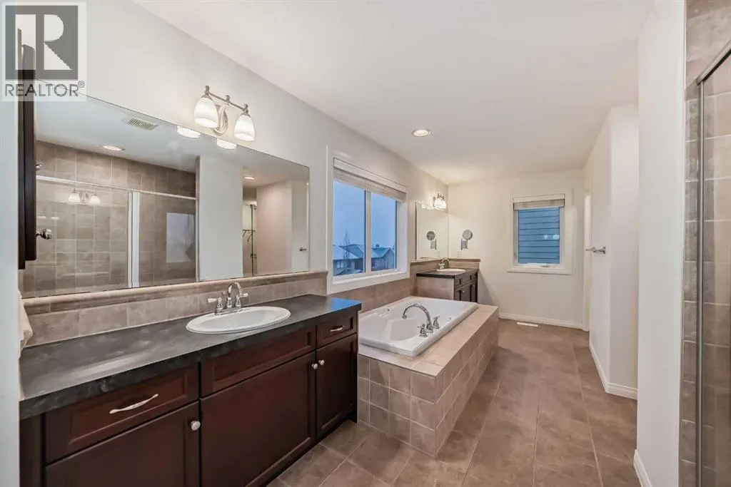 52 Auburn Sound Crescent SE