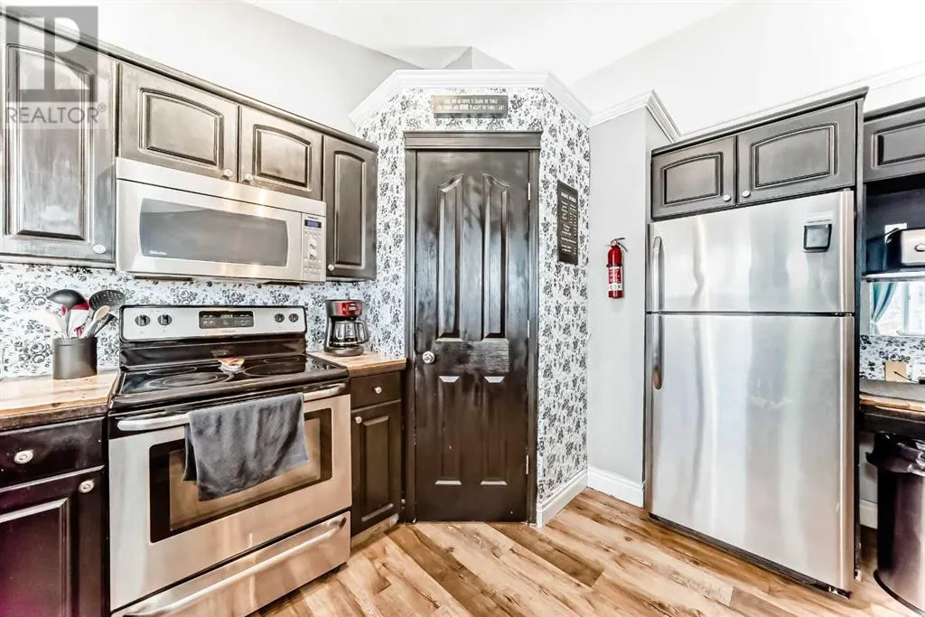 203 Strathaven Bay