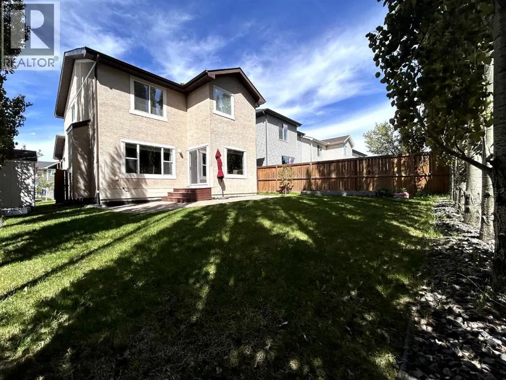 103 Aspen Hills Close SW