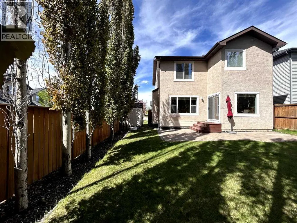 103 Aspen Hills Close SW