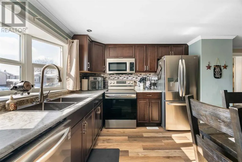 260 Greenwich Lane