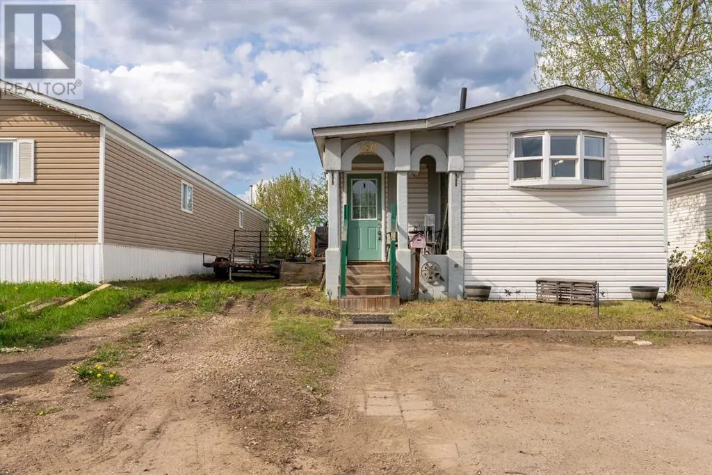 260 Greenwich Lane