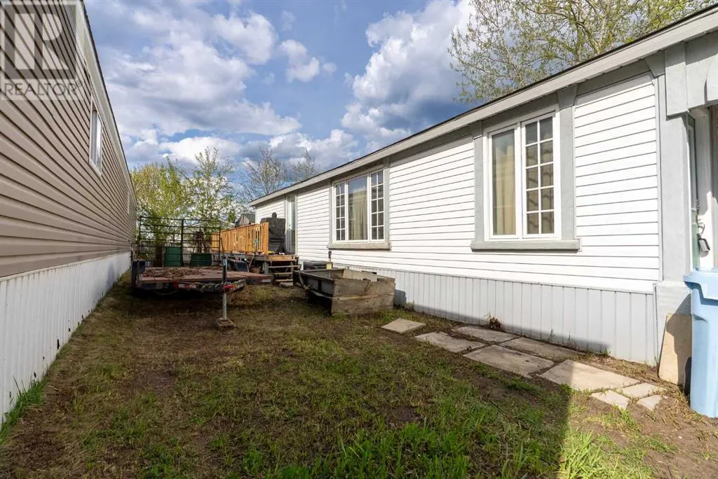 260 Greenwich Lane