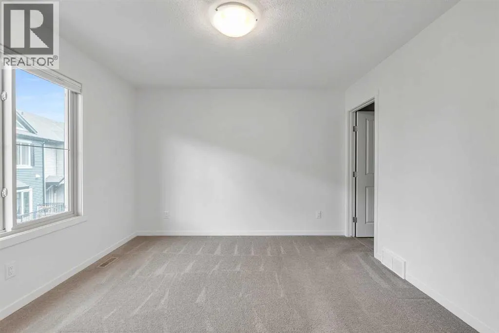 131 Legacy Point SE