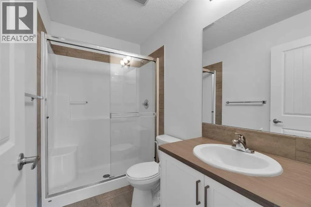 131 Legacy Point SE