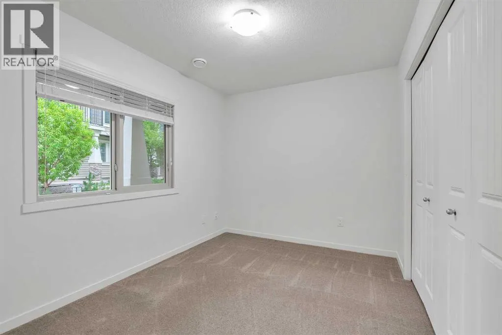 131 Legacy Point SE