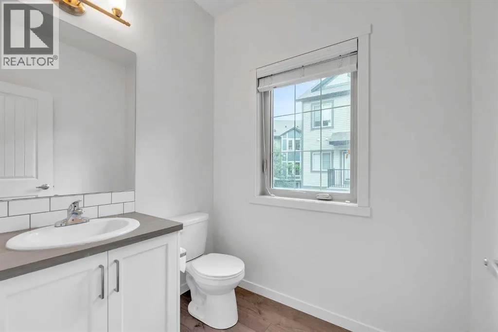 131 Legacy Point SE