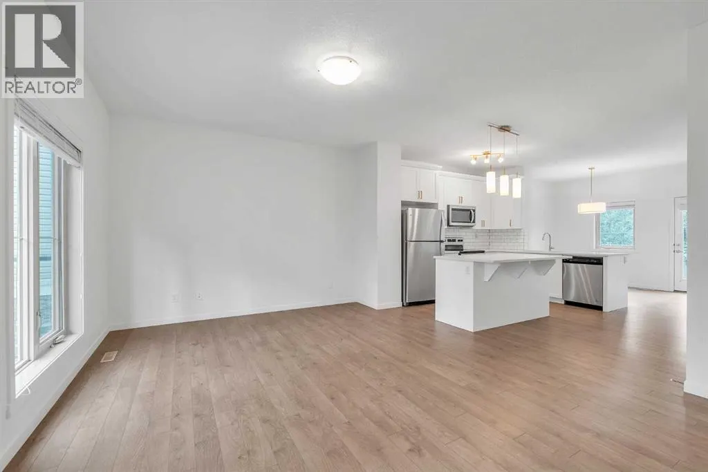 131 Legacy Point SE