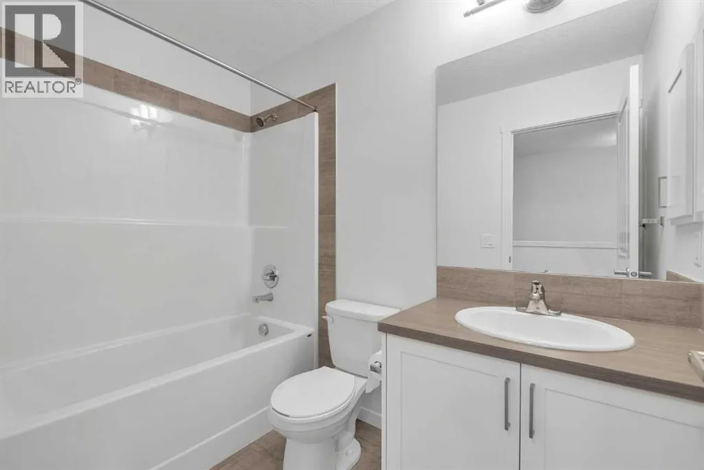 131 Legacy Point SE