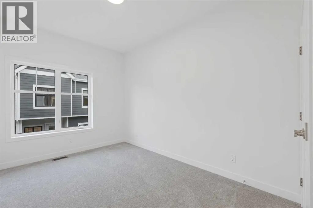 625 Mahogany Road SE
