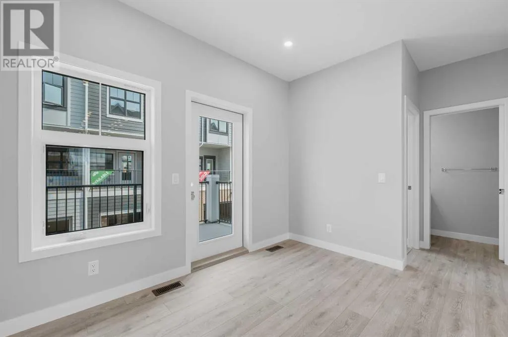607 Mahogany Road SE