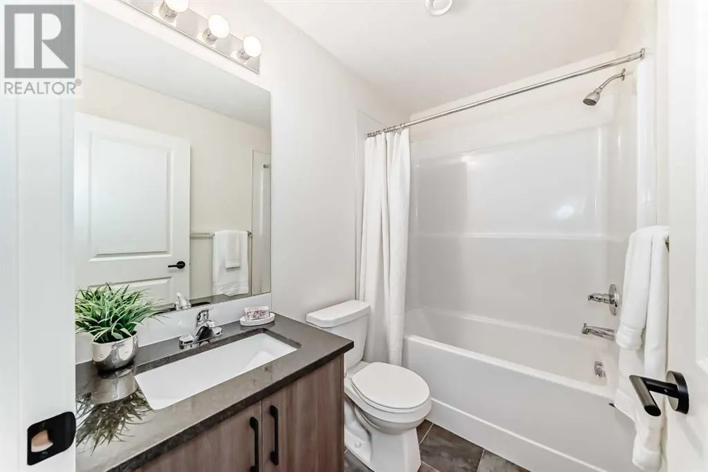 1216, 740 Legacy Village Road SE