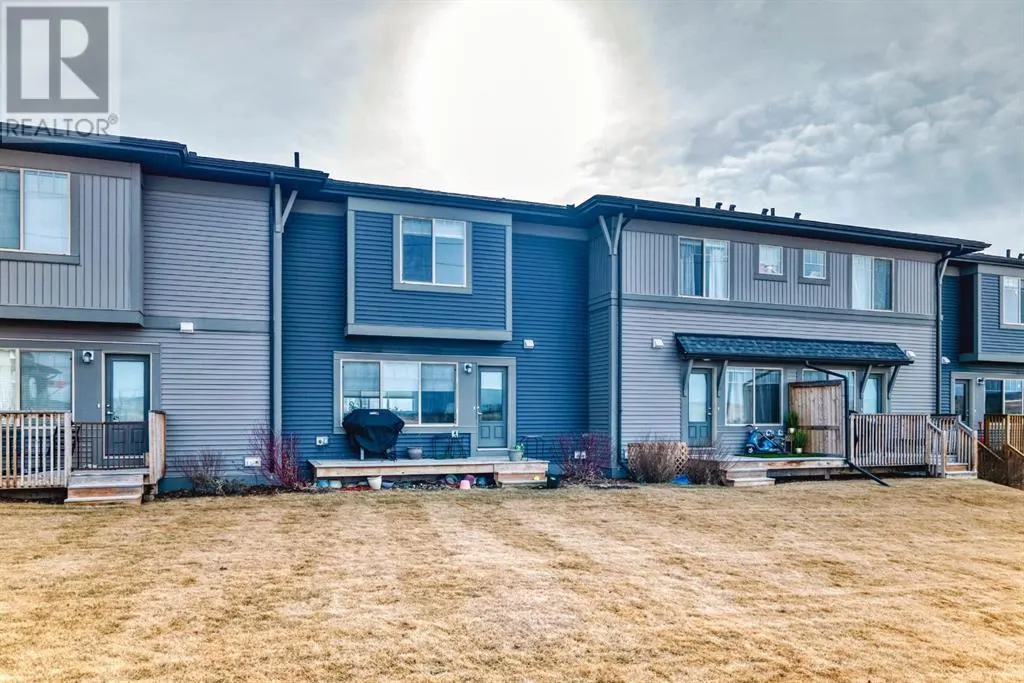 1605, 32 Horseshoe Crescent