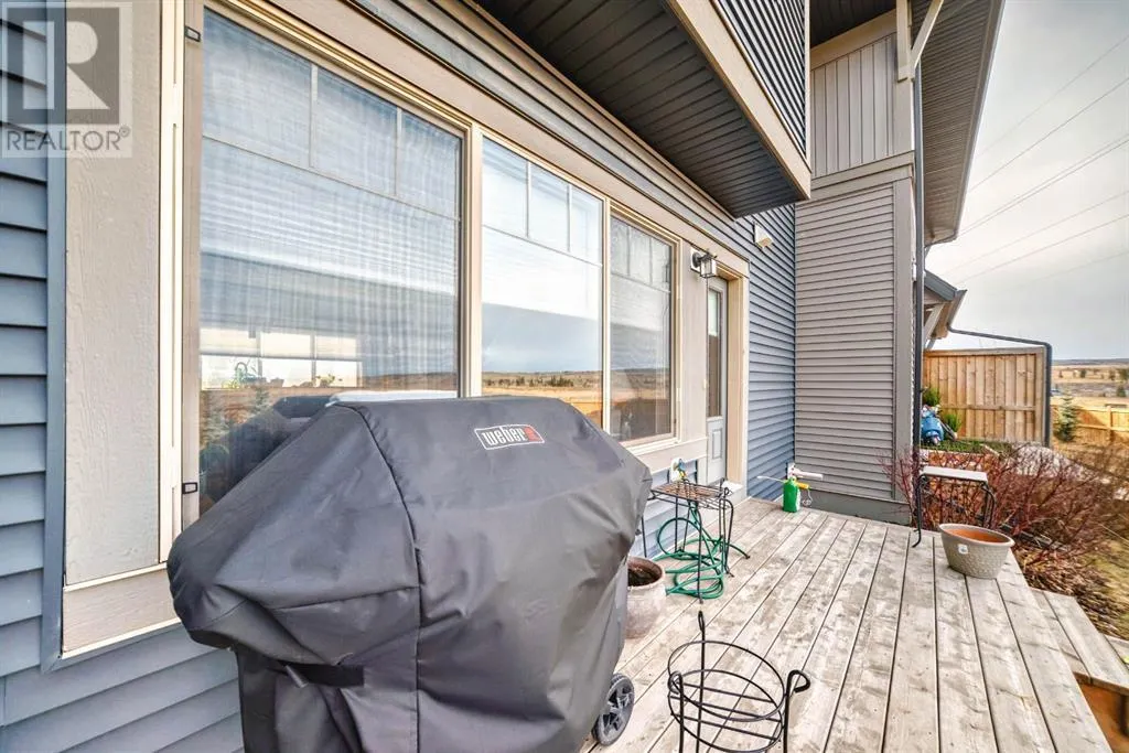 1605, 32 Horseshoe Crescent