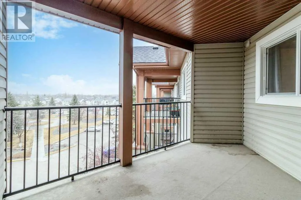1410, 12 Ironside Street