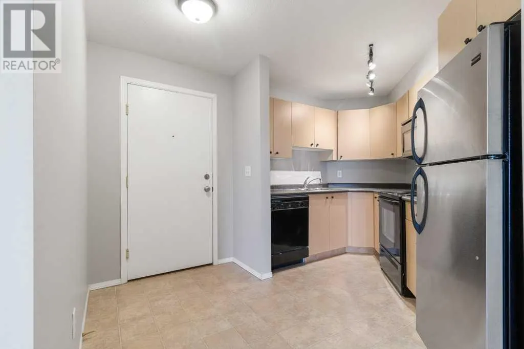 1410, 12 Ironside Street