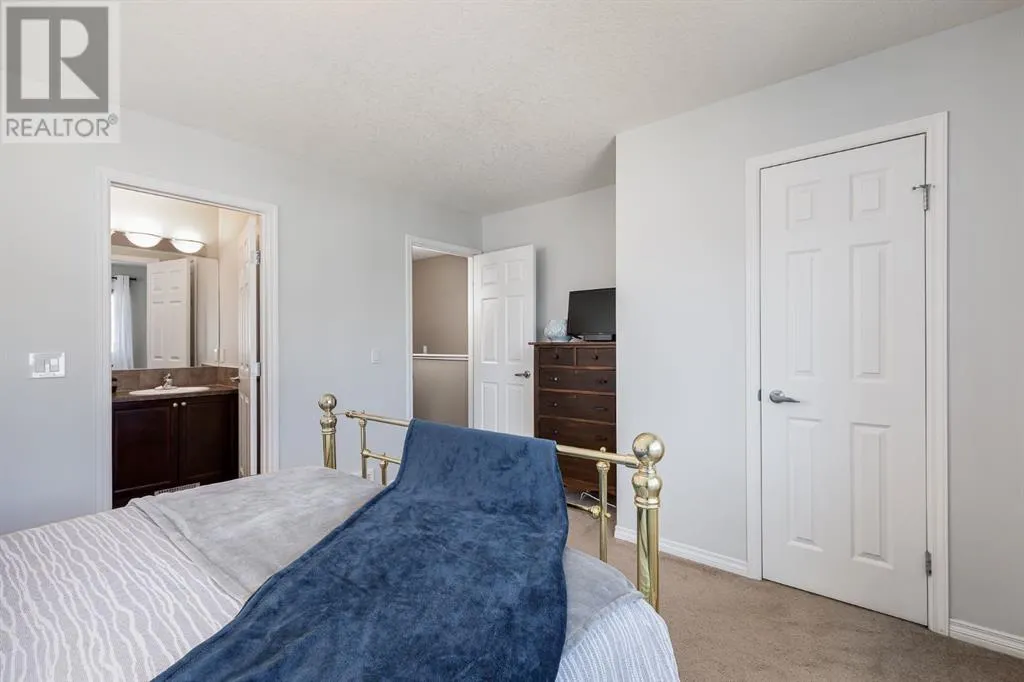 206, 620 Luxstone Landing SW