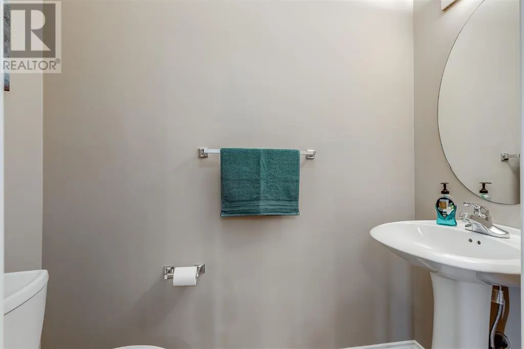 206, 620 Luxstone Landing SW