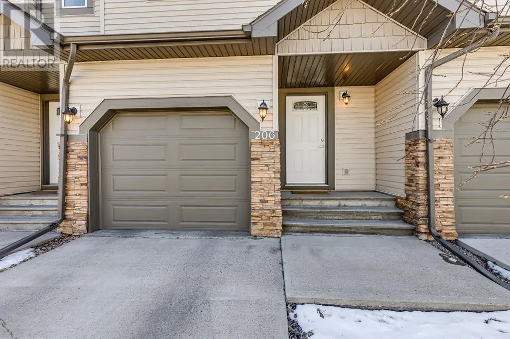 206, 620 Luxstone Landing SW