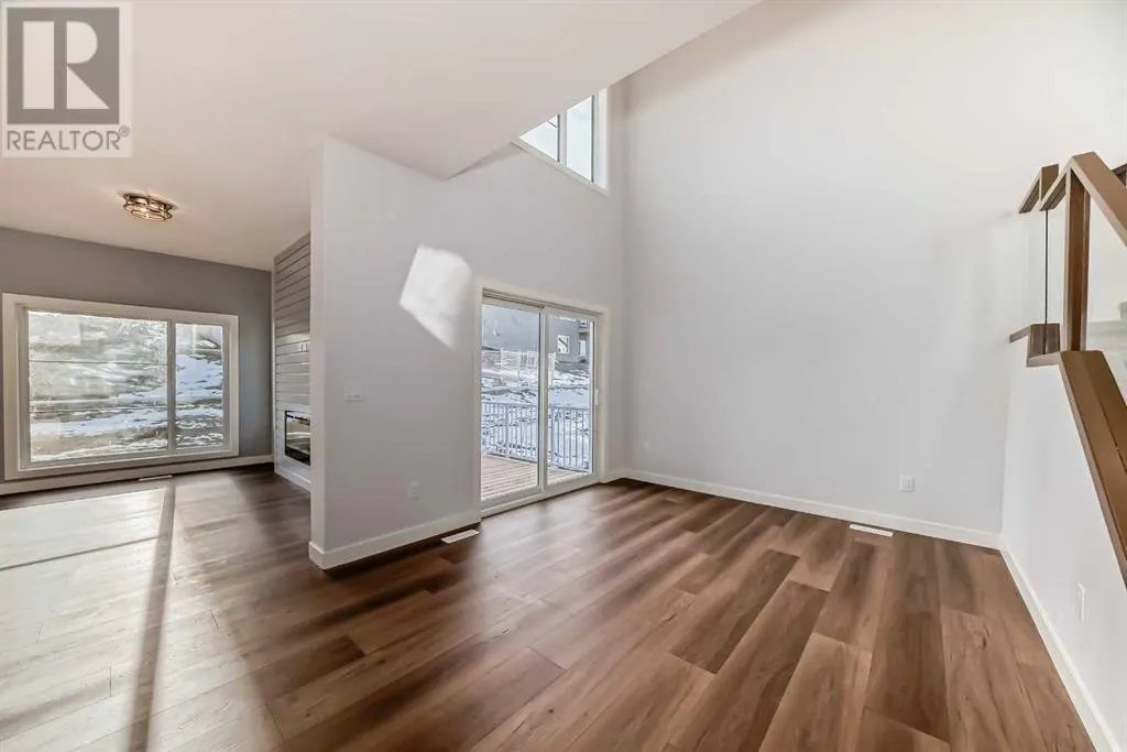488 Rivercrest View
