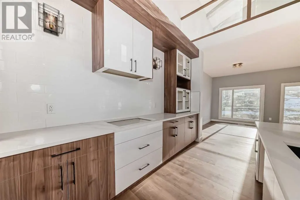 488 Rivercrest View