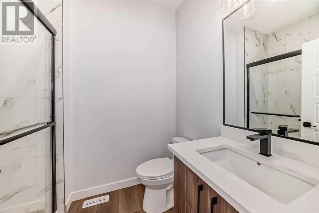 488 Rivercrest View