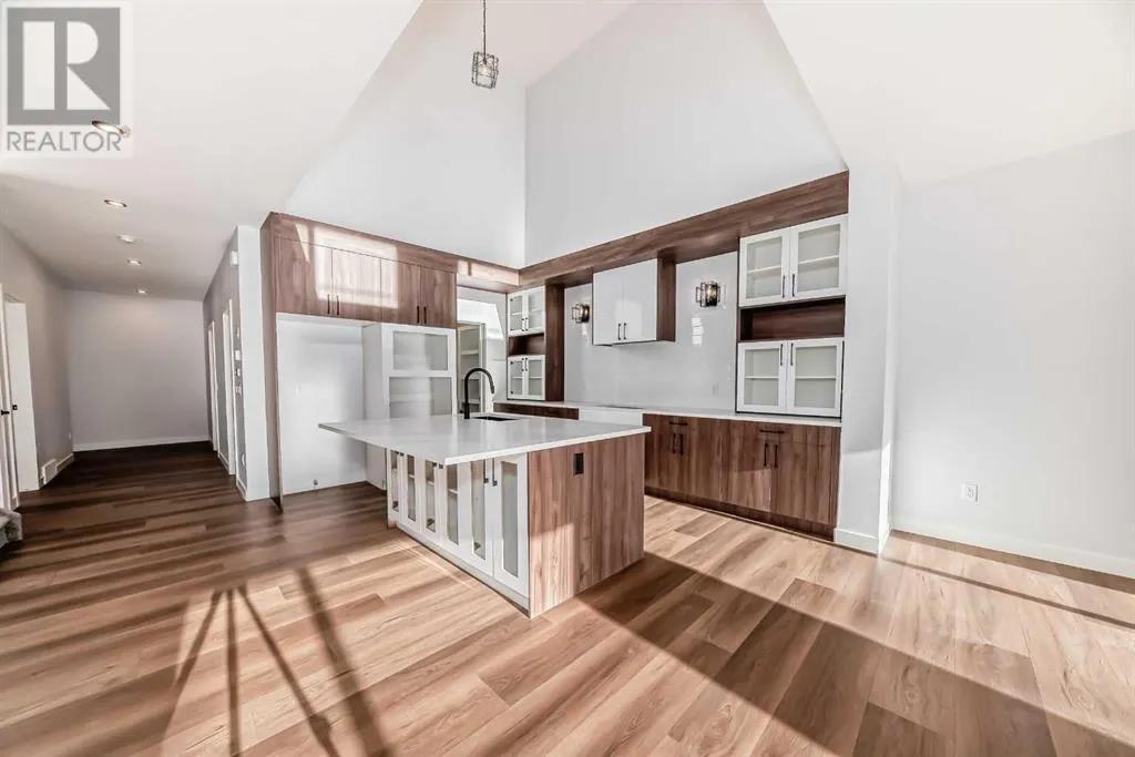 488 Rivercrest View