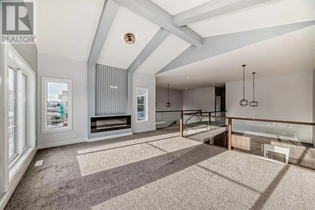 488 Rivercrest View