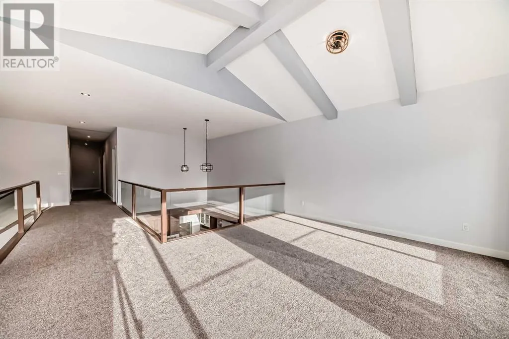 488 Rivercrest View