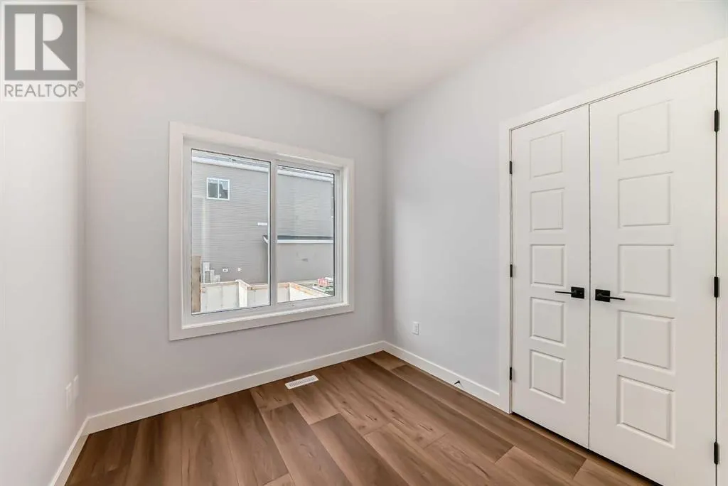 488 Rivercrest View