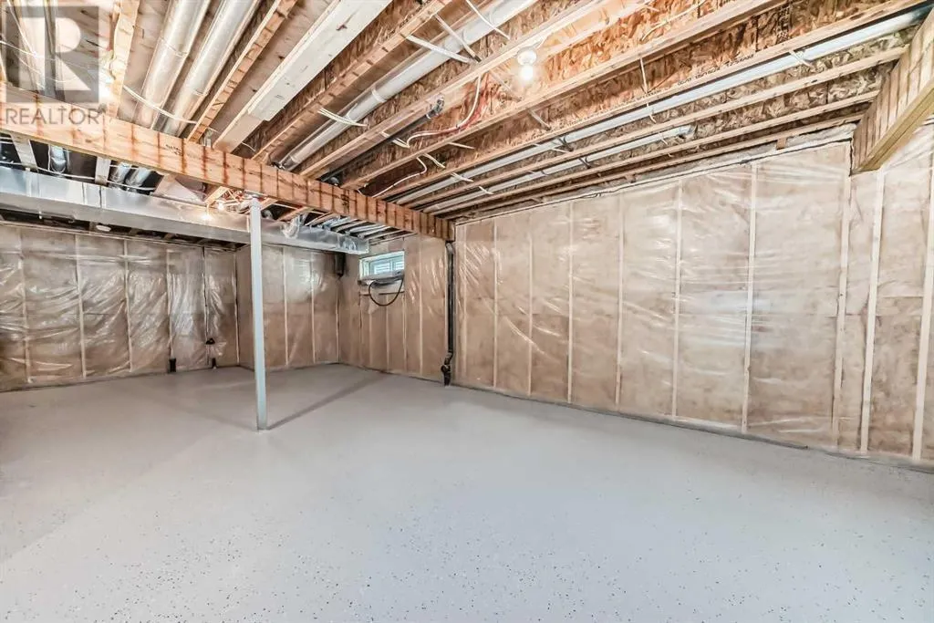 488 Rivercrest View