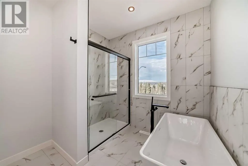 488 Rivercrest View