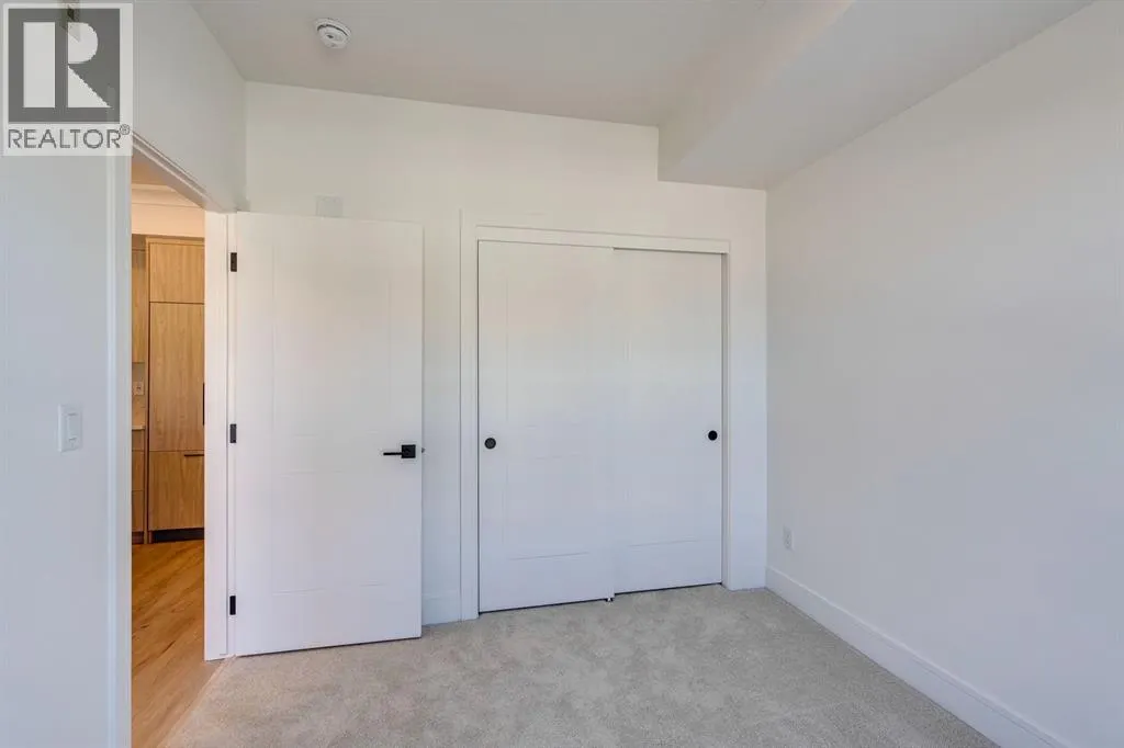 214, 370 Dieppe Drive SW
